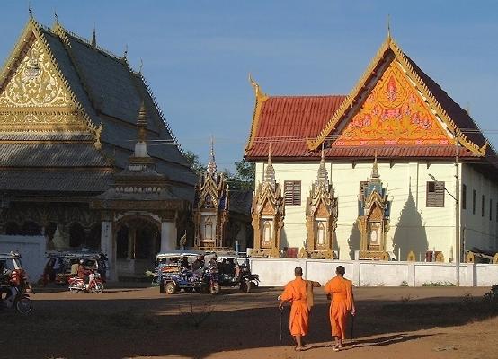 Two monks approaching Wat Luang, about 8 am, late Dec. 2000 (Pakse)